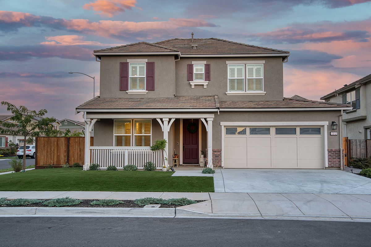 1312 Black Hawk Dr
